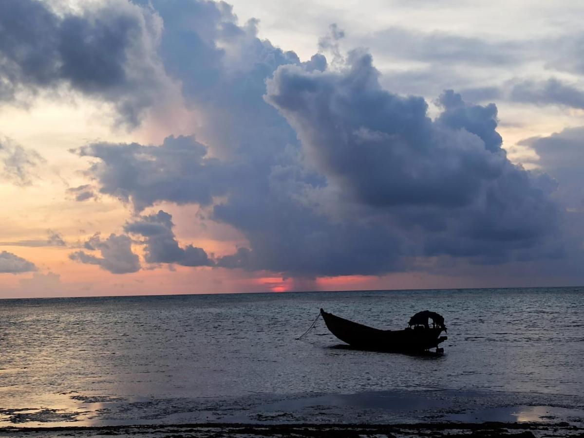 Honey Moon Beach Resort ANDAMAN AND NICOBAR ISLANDS Esterno foto