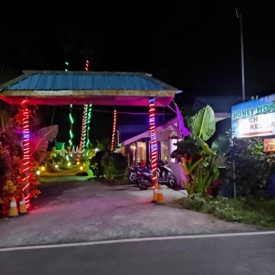 Honey Moon Beach Resort ANDAMAN AND NICOBAR ISLANDS Esterno foto
